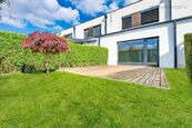 Prodej rodinného domu 4+kk, terasa, garáž (136 m), pozemek 164 m, Praha 4 - Újezd u Průhonic, cena 14950000 CZK / objekt, nabízí Faraon Reality, s.r.o.