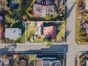 Rodinný dům 3+1 k rekonstrukci s pozemkem 670m2, Praha - Újezd nad Lesy, cena 12490000 CZK / objekt, nabízí Faraon Reality, s.r.o.