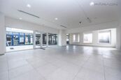 Pronájem obchodního prostoru OC Velká Ohrada (102 m2), cena 37167 CZK / objekt, nabízí 