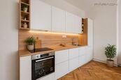 Prodej bytu 3+kk, 110 m2 + 2 balkony, Sokolovská, Praha 8 - Karlín, cena 20900000 CZK / objekt, nabízí Faraon Reality, s.r.o.