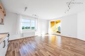 Pronájem bytu, 3+KK, (76 m2), s lodžií - Vivus Uhříněves, Praha 10, cena 26490 CZK / objekt, nabízí Faraon Reality, s.r.o.