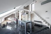 Prodej podkrovního bytu 3+kk (115 m2) s balkonem, Křemencova, Praha 1 - Nové Město, cena 19990000 CZK / objekt, nabízí Faraon Reality, s.r.o.