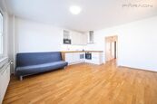 Pronájem družstevního bytu, 4+kk s lodžií, (77 m2), Božetická, Praha 4 - Modřany, cena 25000 CZK / objekt, nabízí Faraon Reality, s.r.o.