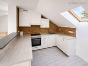 Pronájem bytu 3+KK (70 m2), zahrada a parkovací stání, Praha - východ, Dobřejovice, cena 25000 CZK / objekt, nabízí 