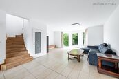 Rodinný dům 5+kk, 195 m2, pozemek 612 m2, Praha 8-Březiněves, cena 55000 CZK / objekt, nabízí 