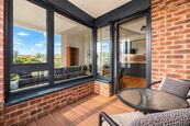 Pronájem bytu 2+kk (60m2), terasa, parkovací místo v ceně nájmu, Nuselský Pivovar, Praha 4 - Nusle, cena 45000 CZK / objekt, nabízí Faraon Reality, s.r.o.