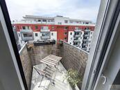 Pronájem bytu 1,5+kk (32m2) s balkonem na ulici Eduarda Hamburgera - Olomouc centrum, cena 11700 CZK / objekt / měsíc, nabízí 