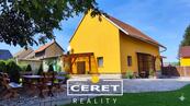 Prodej domu se zahradou ve Vinařicích, cena 7600000 CZK / objekt, nabízí CERET reality s.r.o.