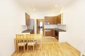 Prodej bytu 1+1, 46 m2 v srdci Karlína, metro 2 minuty, cena 8160000 CZK / objekt, nabízí 