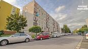 Pronájem bytu 1+1, ulice Přátelství, Jičín, cena 9000 CZK / objekt / měsíc, nabízí 