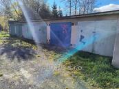 Garáž s el. energií, cena 1800 CZK / objekt / měsíc, nabízí 