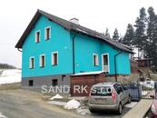 Zrekonstruovaný vícegenerační RD na okraji obce (3x byt), cena 7690000 CZK / objekt, nabízí 