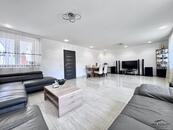 PRODEJ rodinného domu 4+1, 153 m2, pozemek 548 m2, Poříčany, okres Kolín, cena 17990000 CZK / objekt, nabízí 