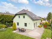 Prodej rodinného domu 152m2, pozemek 800m2, cena cena v RK, nabízí