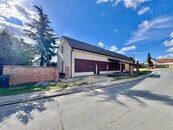Prodej mezonetového bytu 5+1 v rodinném domě, obec Libiš, cena 12500000 CZK / objekt, nabízí
