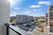 Zcela nové prémiové 2+kk 54 m2 s lodžií na pronájem. Klimatizace, spotřebiče Siemens. Garážové stání, sklepní kóje. Blízko přírodě a metru - Praha 9 Suomi Hloubětín., cena 26000 CZK / objekt / měsíc, nabízí CENTURY 21 Premium