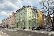 Nebytový prostor 83m2, snížené přízemí, Praha 3 - Hartigova, cena 6990000 CZK / objekt, nabízí CENTURY 21 Premium