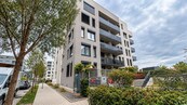 Pronájem světlého bytu 1+kk s balkonem, 35m2, Praha - Hloubětín. , cena 18000 CZK / objekt / měsíc, nabízí CENTURY 21 Premium