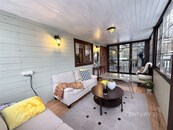 Rezidenční areál u Karlových Varů: Bydlení, wellness a podnikatelský potenciál, cena 7490000 CZK / objekt, nabízí CENTURY 21 Ruby