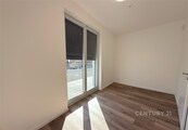 První pronájem: SMART 3+kk s obří terasou a zahradou (150 m2), parking v ceně - Praha 6, cena 43999 CZK / objekt / měsíc, nabízí 