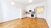 Pronájem bytu 2+kk, 47 m2, Praha 5 Smíchov, cena 25000 CZK / objekt / měsíc, nabízí CENTURY 21 Ruby