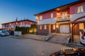 Rodinný dům 4+1 (153 m2) - Praha 10, Hájek u Uhříněvsi, cena 15990000 CZK / objekt, nabízí CENTURY 21 Ruby