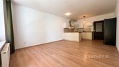 Velkorysý, světlý byt 1+kk s balkonem (44 m2) - Tyršova ul., Benešov, cena 14600 CZK / objekt / měsíc, nabízí 