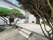 Pronájem kanceláří a skladu v ulici K Šeberovu 42 v lokalitě Praha 4 - Šeberov, cena 130920 CZK / objekt / měsíc, nabízí CENTURY 21 Ruby