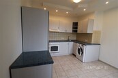 Pronájem bytu 1+1 se dvěma terasami, ul. Družstevní ochoz, cena 16000 CZK / objekt / měsíc, nabízí CENTURY 21 Ruby