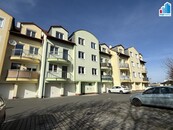 Pronájem zařízeného bytu 2+1 s balkónem v Nýřanech, cena 14000 CZK / objekt / měsíc, nabízí