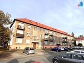 Pronájem bytu 2+1 v Nýřanech, Střední ulice, cena 13000 CZK / objekt / měsíc, nabízí