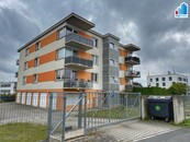 Pronájem - Komfortní byt 3+kk s garáží a zahradou v žádané lokalitě v Plzni na Sylvánu, cena 25000 CZK / objekt / měsíc, nabízí 