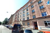 Pronájem - Byt 2+1 v Plzni, ulice Úslavská, cena 16000 CZK / objekt / měsíc, nabízí 