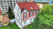 Prodej - Víceúčelový dům 2+1, komerční prostory a půdní potenciál v Kraslicích, cena cena v RK, nabízí 