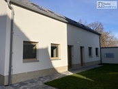 Pronájem bytu OV 2+kk, 65 m2, Brno, Líšeň , Kučerova - novostavba mezonetového bytu ve slepé ulici, cena 22000 CZK / objekt / měsíc, nabízí SOS Realitní kancelář s.r.o.