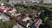 Stavební pozemek v obci Medlice - 1.500 m2 - rovina, zasíťovaný, 16 km od Dukovan, cena 2355000 CZK / objekt, nabízí SOS Realitní kancelář s.r.o.