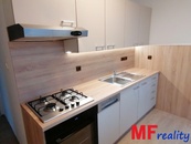 Prodej pěkného bytu 3+1 s lodžií na ulici Pražská v Náchodě.