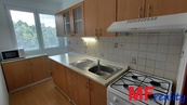 Pronájem krásného částečně rekonstruovaného bytu 3+1 o 59, 70 m2 s balkonem, Hradec Králové - Severní, Slezské Předměstí