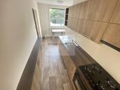 Pronájem bytu 2+1, ul. Tř. 1. máje, Hranice, 56 m2, cena 17000 CZK / objekt / měsíc, nabízí 