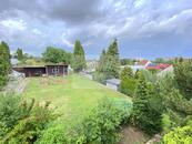 Pronájem rodinného domu se zahradou, ul. Nerudova, Hranice, 1127 m2, cena 22000 CZK / objekt / měsíc, nabízí 