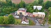 Nabízíme k prodeji výrobně-administrativní areál bývalých dílen v Ledči nad Sázavou, cena cena v RK, nabízí