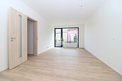 Nabízíme pronájem zánovního zděného bytu 2+kk s balkónem a parkovacím stáním u centra Jihlavy