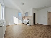 Pronájem novostavby zděného bytu 1+kk, Letní ulice, Jihlava, cena 9300 CZK / objekt / měsíc, nabízí 