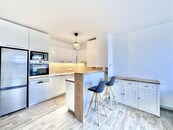 Exkluzivní podkrovní bydlení v srdci Kroměříže - náměstí Míru, cena 14800 CZK / objekt / měsíc, nabízí 