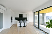 Pronájem bytu 2+kk 58 m2 Sokolova, Praha, cena 29500 CZK / objekt / měsíc, nabízí 