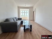 Pronájem bytu 3+1 80 m2 se zahradou, Plzeň - Severní Předměstí, cena 19000 CZK / objekt / měsíc, nabízí 