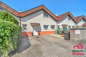 Prodej, rodinný dům 4+1, zahrada, Pardubice, Staré Čivice, ul. K Pišici, cena 7800000 CZK / objekt, nabízí REALITY Špirka s.r.o.