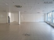 Pronájem obchodních prostor 194 m2 v Benešově, cena cena v RK, nabízí Avilas reality