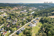 Prodej stavebního pozemku 1.315 m2 v obci Podělusy - městská část Týnce nad Sázavou, cena 6575000 CZK / objekt, nabízí 