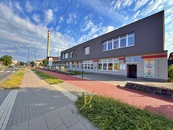 Pronájem obchodní prostory, 130 m2, Holická, Olomouc, cena 39000 CZK / objekt / měsíc, nabízí 